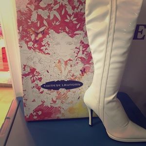 Chinese Laundry White Patent Leather Boots